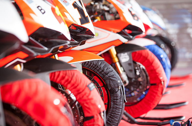  Campeonatos de motocicleta: as diferenças entre o MotoGP e o Superbike