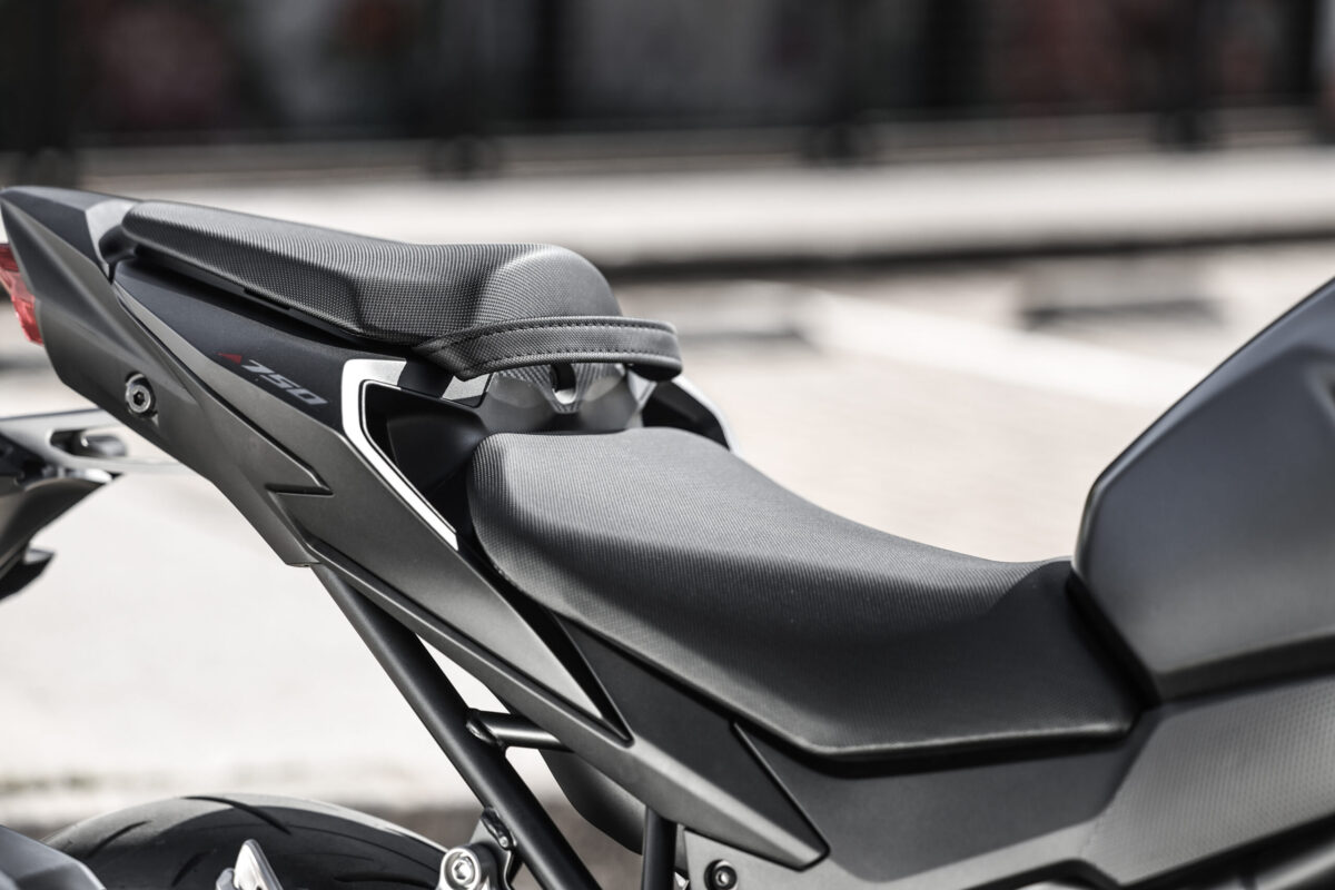 Nova Honda CB750 Hornet