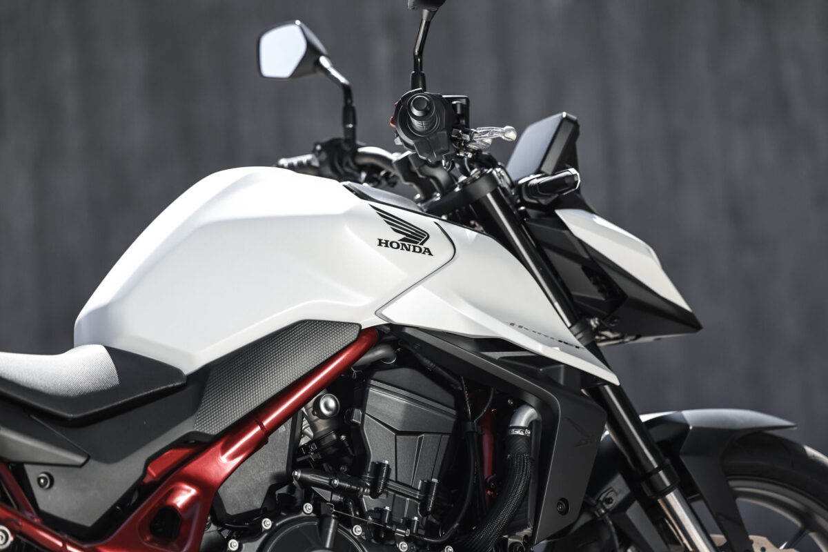 Nova Honda CB750 Hornet