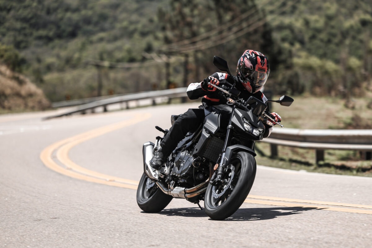 Nova Honda CB750 Hornet