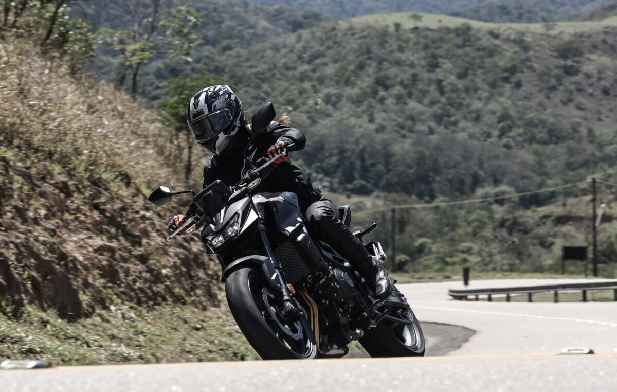 Nova Honda CB750 Hornet