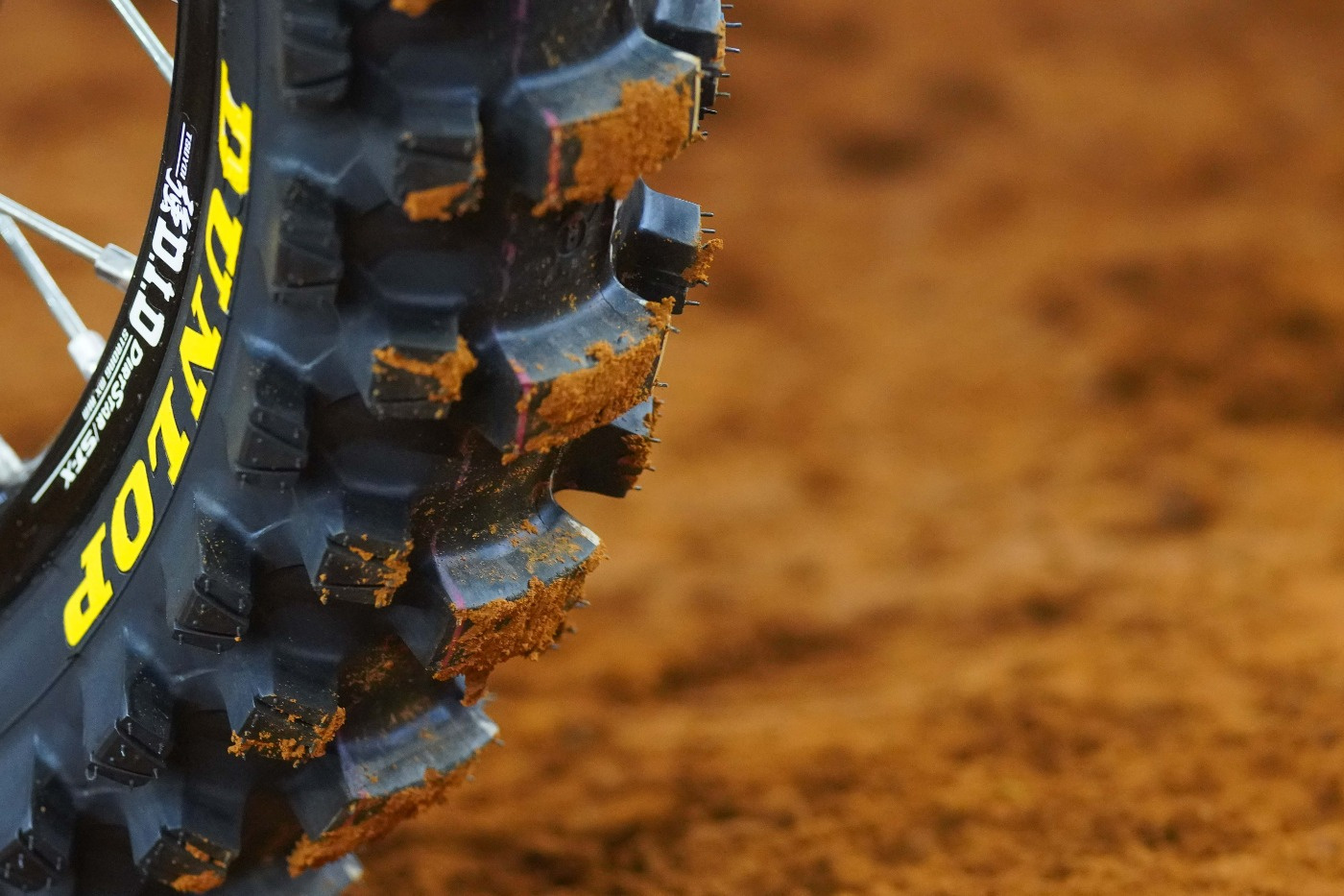 Dunlop Geomax MX34 chega ao Brasil para dominar as pistas